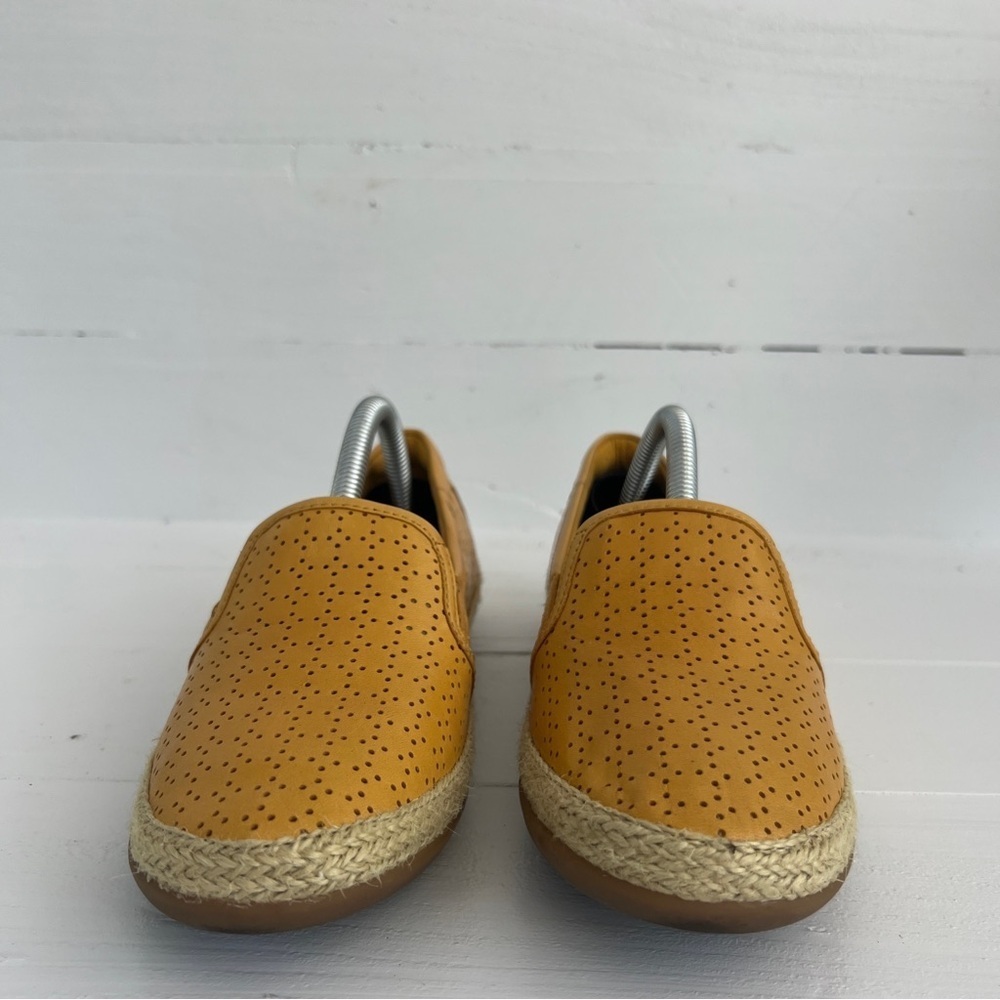 Clarks Collection Yellow Slip On Espadrilles Women's 5.5 M Flats 261344764030 - Picture 2 of 9